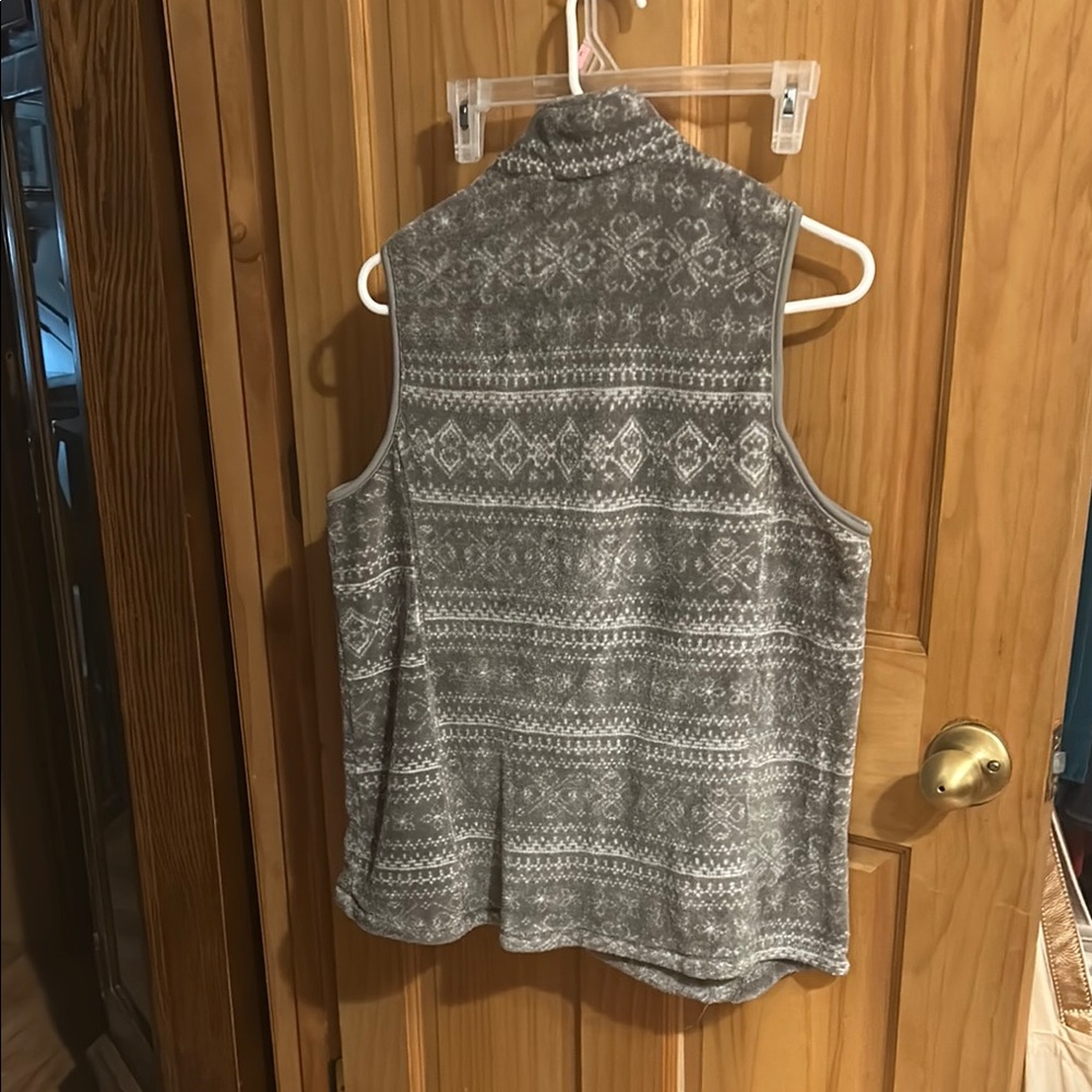 Lena Gray Patterned Vest - Picture 2 of 9